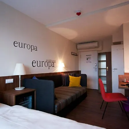 Europa Life 3*
