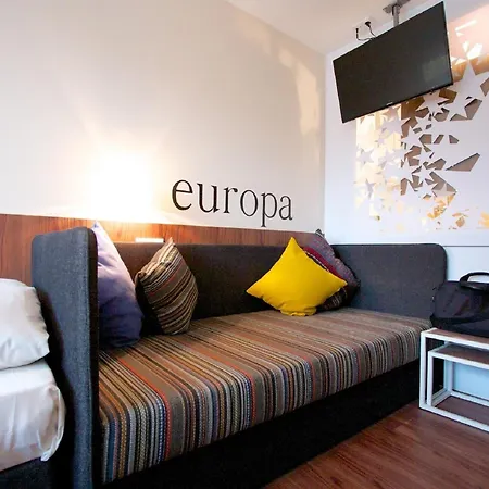 オイローパ ライフ ホテル